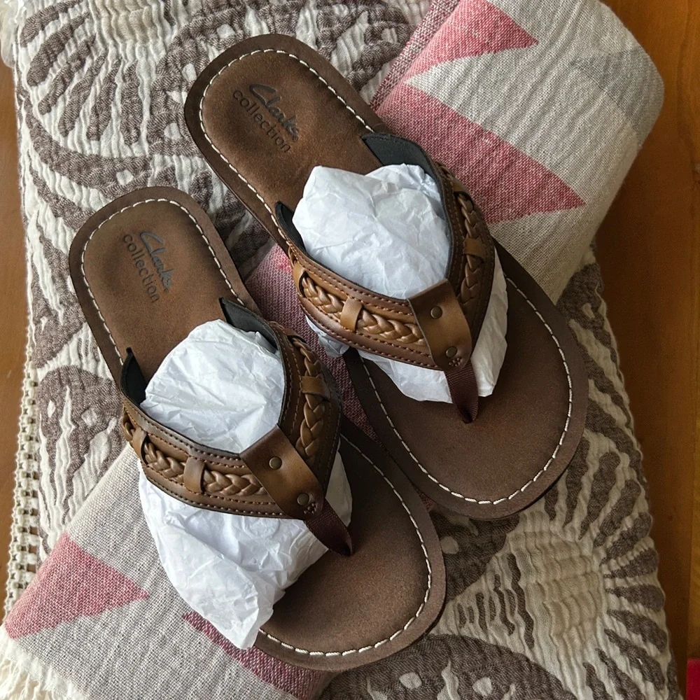 Brown Leather Look Clark’s Flip Flops Worn In Look Size 8 New With Tags
